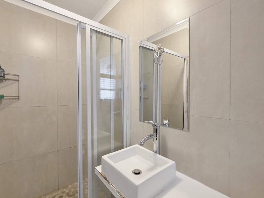3 Bedroom Property for Sale in Zonnebloem Western Cape